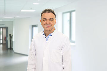 Gefäßchirurgie – Chefarzt Dr. med. Ibrahim Antrags